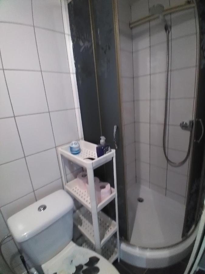 Pokoje Goscinne U Oksany Łagów Exteriör bild